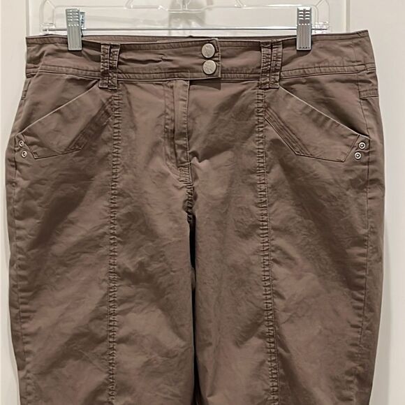 Lulu B brown capri pants-FREE w/bundle purchase - Picture 2 of 9